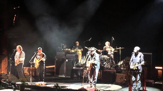 Neil Young The Visitor Band 2
