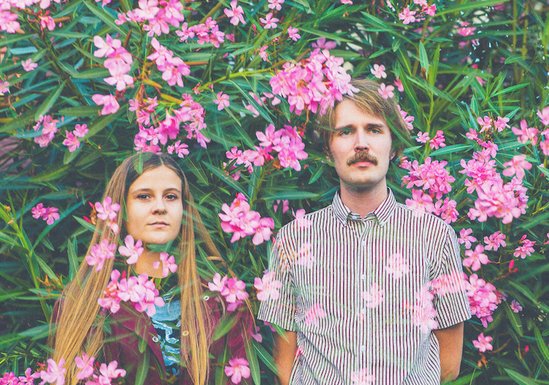 Kacy et Clayton - Strange country band2