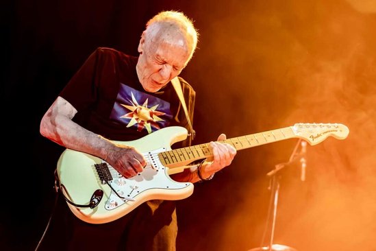 Robin Trower Come And Find Me Band 2