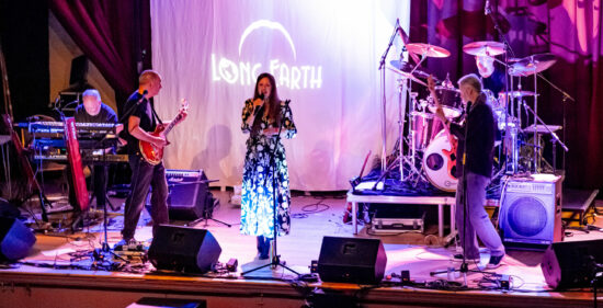 Long Earth Towards The Sky Band 2